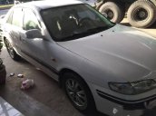 Bán Mazda 626 sản xuất 2001, màu trắng 