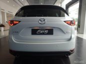 Cần bán xe CX-5 2.5L 2WD 2018 màu trắng, hỗ trợ vay 90%, xe giao ngay. Lh 0938 907 088 Mr Toàn Mazda