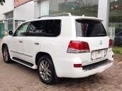 Bán Lexus LX570 sản xuất 2013 màu trắng, nội thất kem, đăng ký tên cá nhân chính chủ