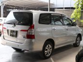 Bán ô tô Toyota Innova E 2.0MT năm sản xuất 2015, màu bạc