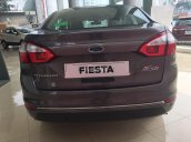 Bán xe Ford Fiesta 1.5 Titanium sedan 4 cửa màu nâu hổ phách, giao xe ngay, hỗ trợ trả góp tới 90%