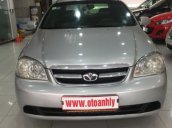 Salon bán Daewoo Lacetti 1.6MT đời 2010, màu bạc