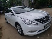 Bán Hyundai Sonata đời 2010, màu trắng số tự động