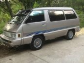 Cần bán xe Toyota Van 1983, màu bạc giá cạnh tranh