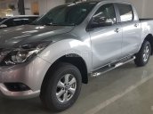 Bán Mazda BT 50 2.2 MT màu bạc, hỗ trợ vay 80% giá trị xe. LH 0938097488