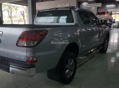 Bán Mazda BT 50 2.2 MT màu bạc, hỗ trợ vay 80% giá trị xe. LH 0938097488