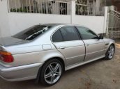 Bán xe BMW 5 Series 525i 2002, màu bạc, nhập khẩu