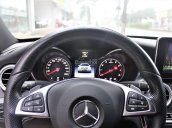 Cần bán xe Mercedes C250 AMG sản xuất 2015, màu đen