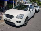 Cần bán gấp Kia Carens năm 2010, màu trắng xe gia đình