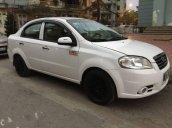 Cần bán gấp Daewoo Gentra đời 2008, màu trắng chính chủ, giá tốt