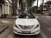 Bán Hyundai Sonata sản xuất 2010, màu trắng chính chủ, giá 530tr