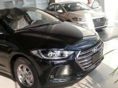 Bán Hyundai Elantra đời 2018, màu đen