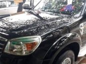 Gia đình bán Ford Everest sản xuất 2010, màu đen  