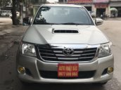 Cần bán gấp Toyota Hilux MT đời 2013 số sàn giá cạnh tranh