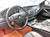 Cần bán BMW 5 Series 523i sản xuất năm 2011, màu nâu, xe nhập