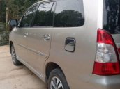 Bán xe Toyota Innova 2.0MT sản xuất 2015, màu bạc, giá chỉ 635 triệu