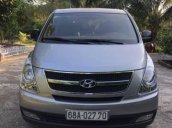 Cần bán lại xe Hyundai Grand Starex năm 2015 như mới, 736 triệu