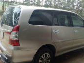 Bán xe Toyota Innova 2.0MT sản xuất 2015, màu bạc, giá chỉ 635 triệu