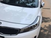 Cần bán lại xe Kia Cerato đời 2017, màu trắng, giá tốt