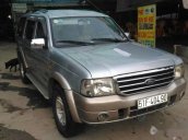 Bán xe Ford Everest 2.6L 4x2 năm 2005 số sàn, giá 255tr