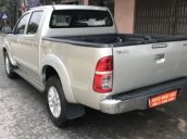 Cần bán gấp Toyota Hilux MT đời 2013 số sàn giá cạnh tranh