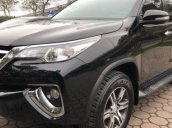 Bán xe Toyota Fortuner 2.7AT 2017, màu đen