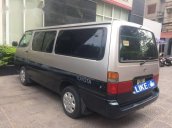 Cần bán lại xe Toyota Hiace năm sản xuất 2003