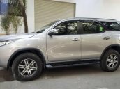 Bán Toyota Fortuner năm 2017