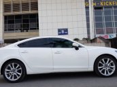Cần bán gấp Mazda 6 2.5 AT năm 2015, màu trắng