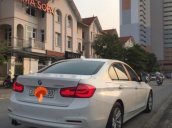 Cần bán lại xe BMW 3 Series 2.0 AT đời 2015, màu trắng chính chủ