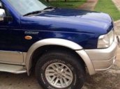 Cần bán Ford Everest đời 2005 xe gia đình