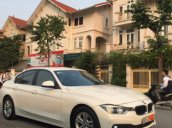 Cần bán lại xe BMW 3 Series 2.0 AT đời 2015, màu trắng chính chủ