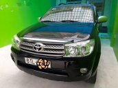 Bán gấp Toyota Fortuner đời 2009, màu đen