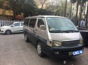 Cần bán lại xe Toyota Hiace năm sản xuất 2003