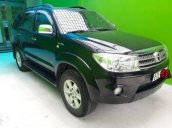 Bán gấp Toyota Fortuner đời 2009, màu đen