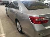 Bán xe Toyota Camry E sản xuất 2014, màu bạc Toyota Đông Sài Gòn - CN Nguyễn Văn Lượng