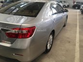 Bán xe Toyota Camry E sản xuất 2014, màu bạc Toyota Đông Sài Gòn - CN Nguyễn Văn Lượng