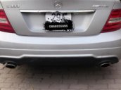 Cần bán lại xe Mercedes 3.0 AT đời 2011, màu bạc