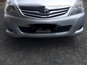 Cần bán gấp Toyota Innova G sản xuất 2008, màu bạc xe gia đình