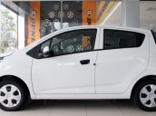 Bán ô tô Chevrolet Spark 1.2 MT sản xuất năm 2018, màu trắng