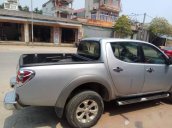 Bán Mitsubishi Triton đời 2014, màu bạc số tự động, giá chỉ 460 triệu