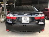 Bán Toyota Camry 2.0E đời 2016, màu đen 