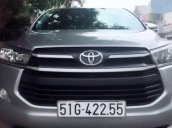 Bán Toyota Innova sản xuất 2017, màu xám  