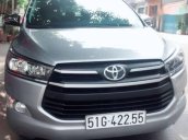 Bán Toyota Innova sản xuất 2017, màu xám  