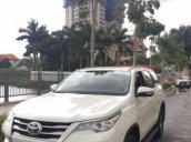 Bán Toyota Fortuner sản xuất 2017, màu trắng 