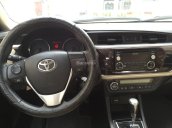 Cần bán xe Toyota Corolla altis 1.8G đời 2015, màu đen