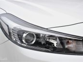 Bán xe Kia Cerato 2.0 AT, giá cực hot, giao xe ngay LH: 0938 900 433 để được giá tốt