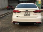 Bán xe Kia Cerato sản xuất 2016, màu trắng  