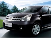 Cần bán Nissan Livina đời 2011, màu đen