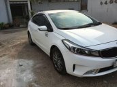 Bán xe Kia Cerato sản xuất 2016, màu trắng  